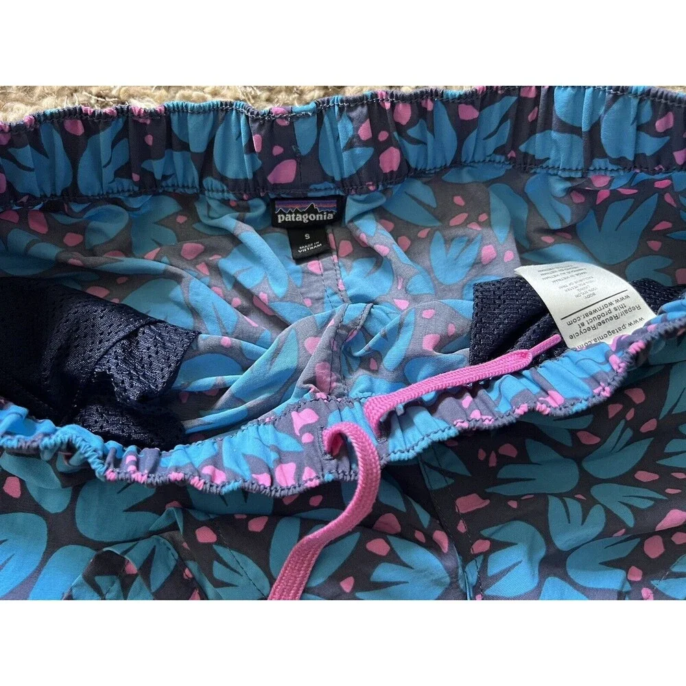 Patagonia Barely Baggies Shorts Womens Blue Floral Not Lined Size Small
